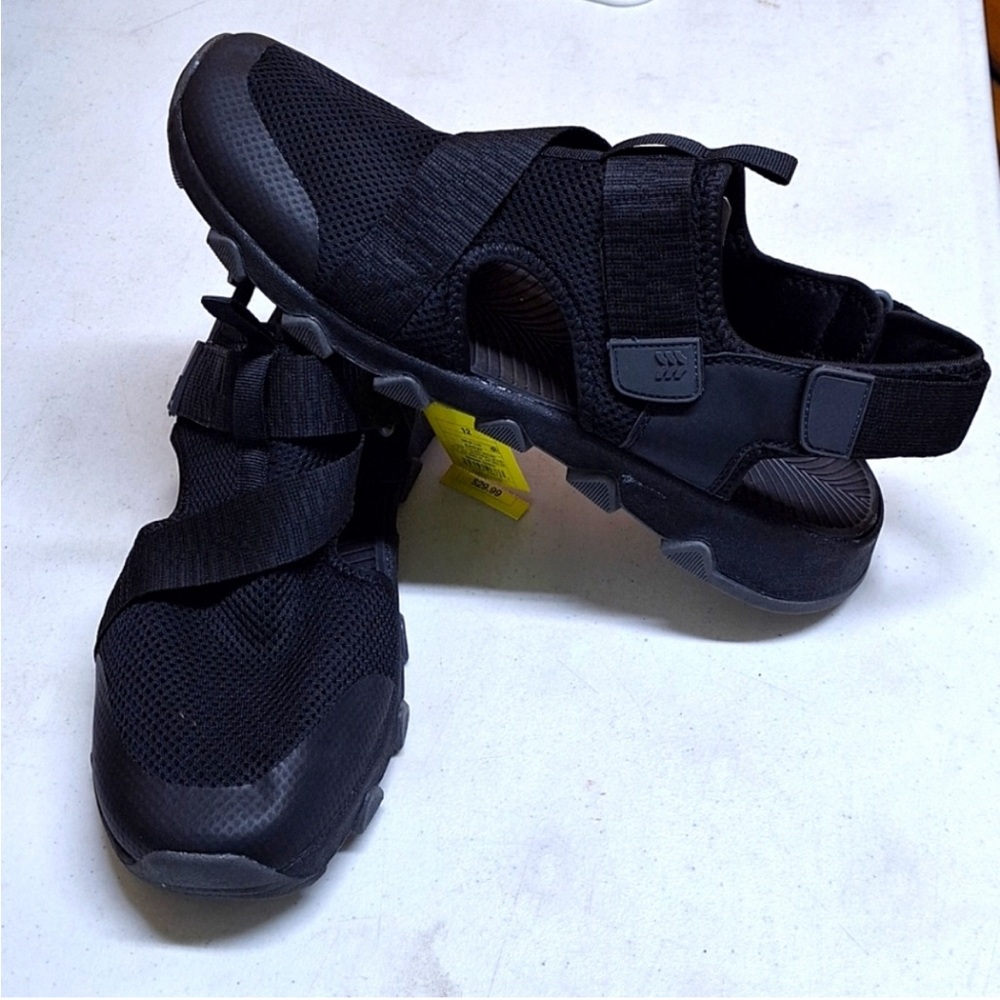 NEW! Men's Jay Apparel Water Shoes / Sandals - All in Motion, Black